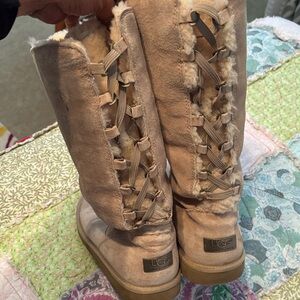 UGG Women's Beige Lace-Up Winter Boots